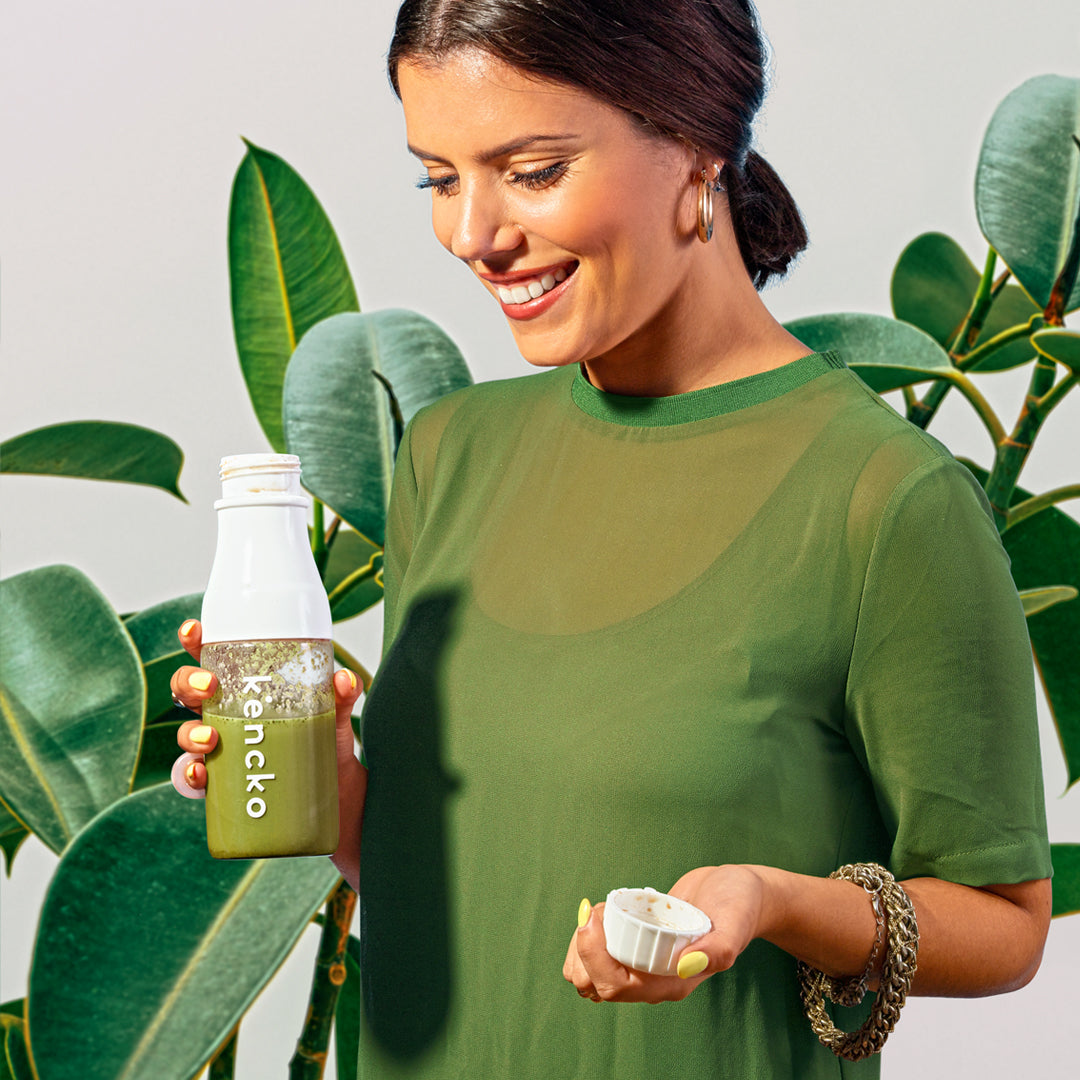 Smoothies Without Milk: What Liquid to Use Instead & Best Recipes in 2026